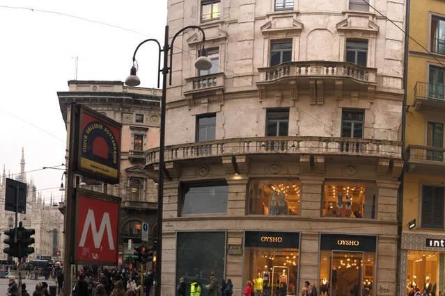 Flat In Piazza Duomo Milan Exterior photo