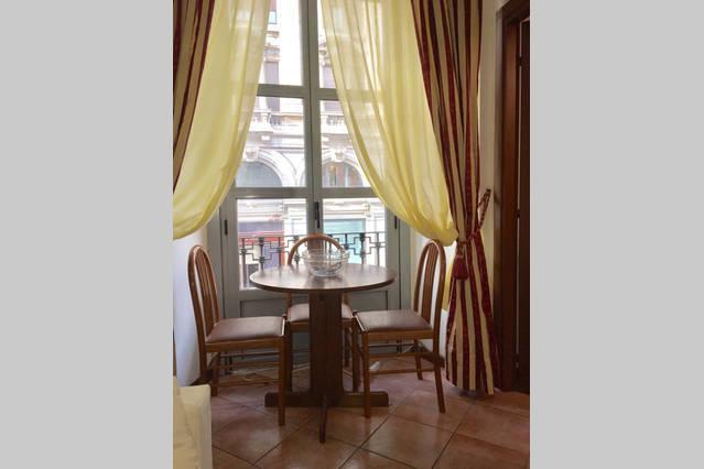 Flat In Piazza Duomo Milan Exterior photo