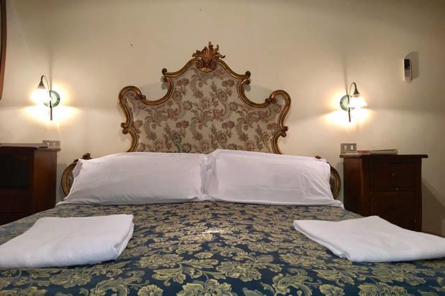 Flat In Piazza Duomo Milan Exterior photo