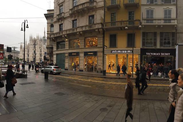 Flat In Piazza Duomo Milan Exterior photo